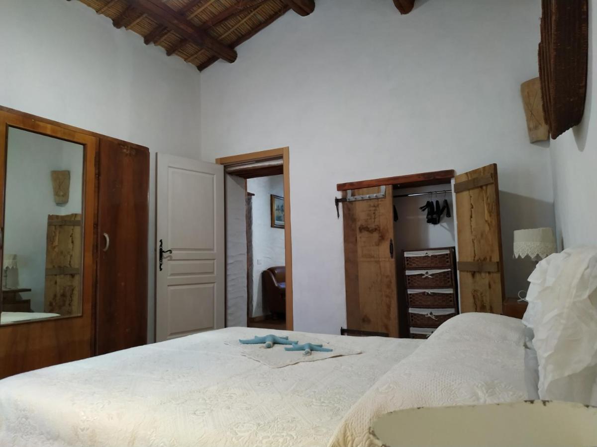 Domus Antiga Appartamenti San Giovanni Suèrgiu Zewnętrze zdjęcie