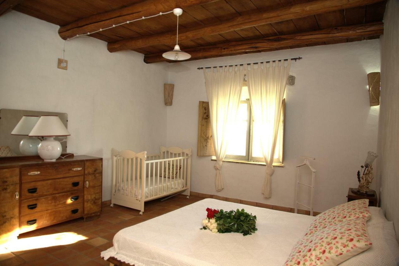Domus Antiga Appartamenti San Giovanni Suèrgiu Zewnętrze zdjęcie